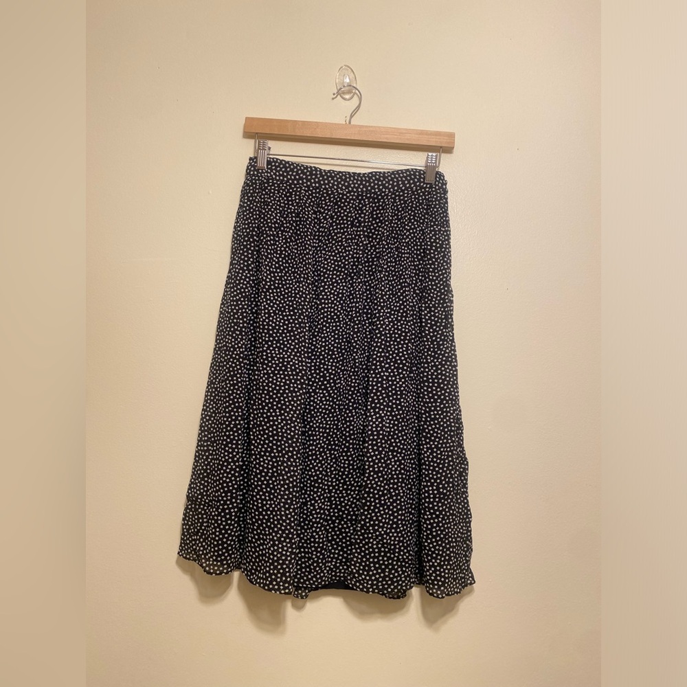Brooks Brothers Black Midi Skirt with White Polka Dots. Size 4